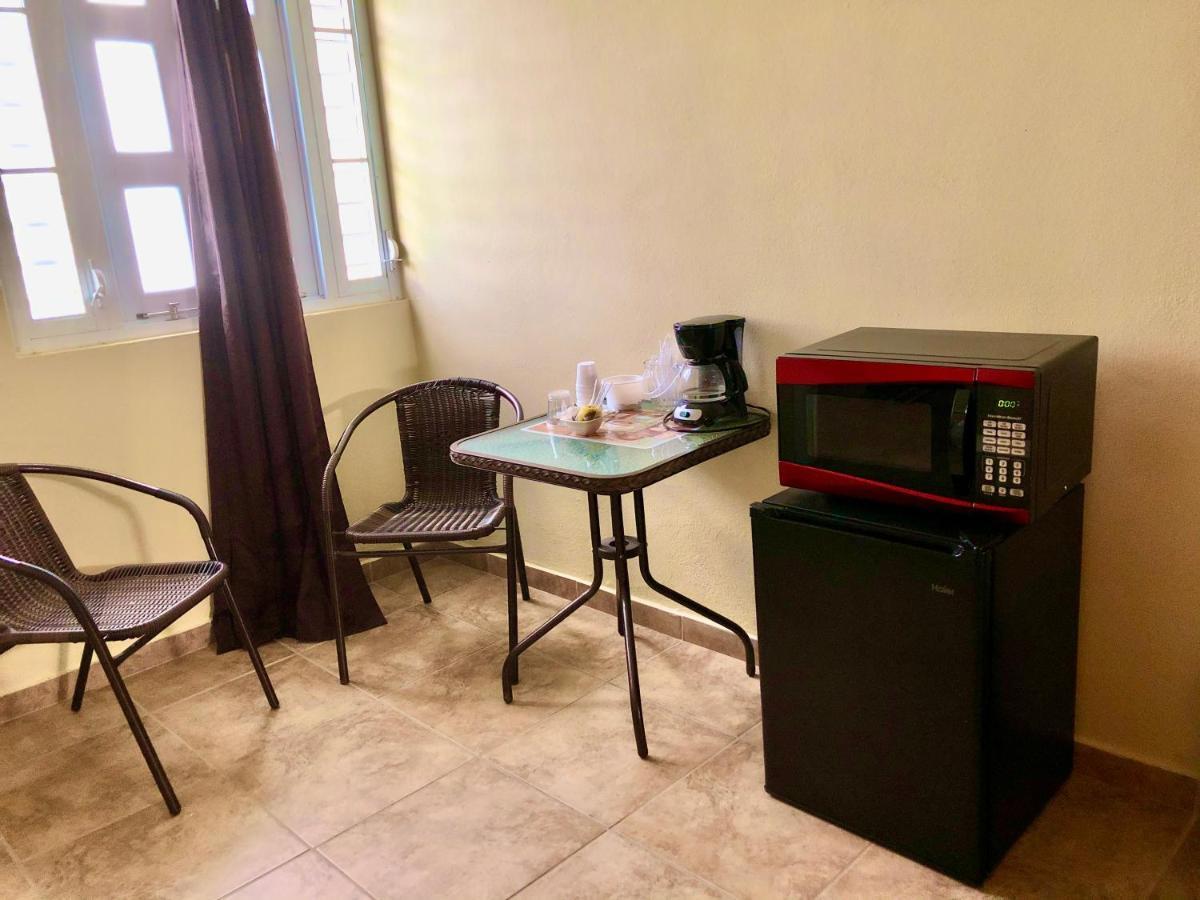 Tio Pepe'S Guest House Aibonito エクステリア 写真